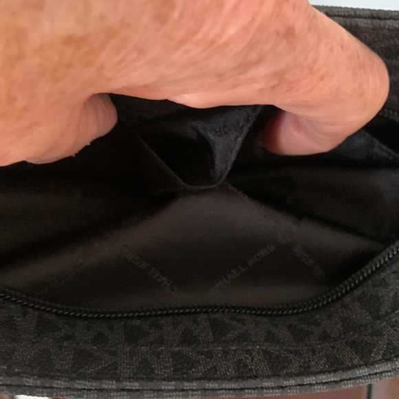 NWT Michael Kors Jet Set Large Messenger Bag - Picture 7 of 9